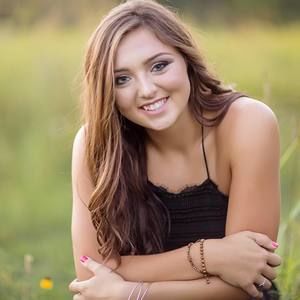 Meet your Posher, Olivia